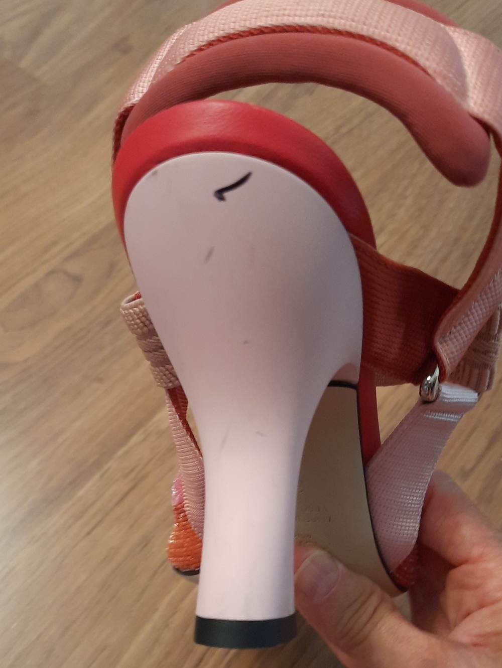 Fendi Pink, Red & Gold Beaded Pointed-Toe Slingbacks - Picture 11 of 12